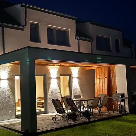 Holiday home House Alma - Garten & Terrasse