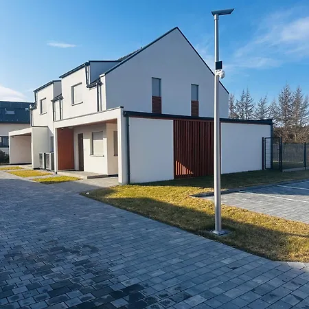 House Alma - Garten & Terrasse Dom wakacyjny Trzęsacz
