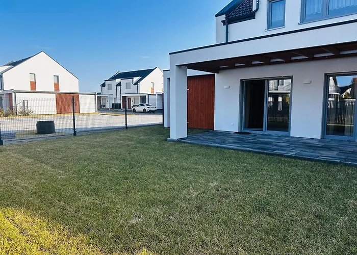 House Alma - Garten & Terrasse * Trzesacz